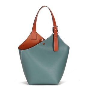 Mdbm Maison de beaute marseille blue/green leather shoulder bucket bag chloet